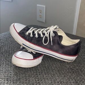 Women’s size 9 SILK Converse